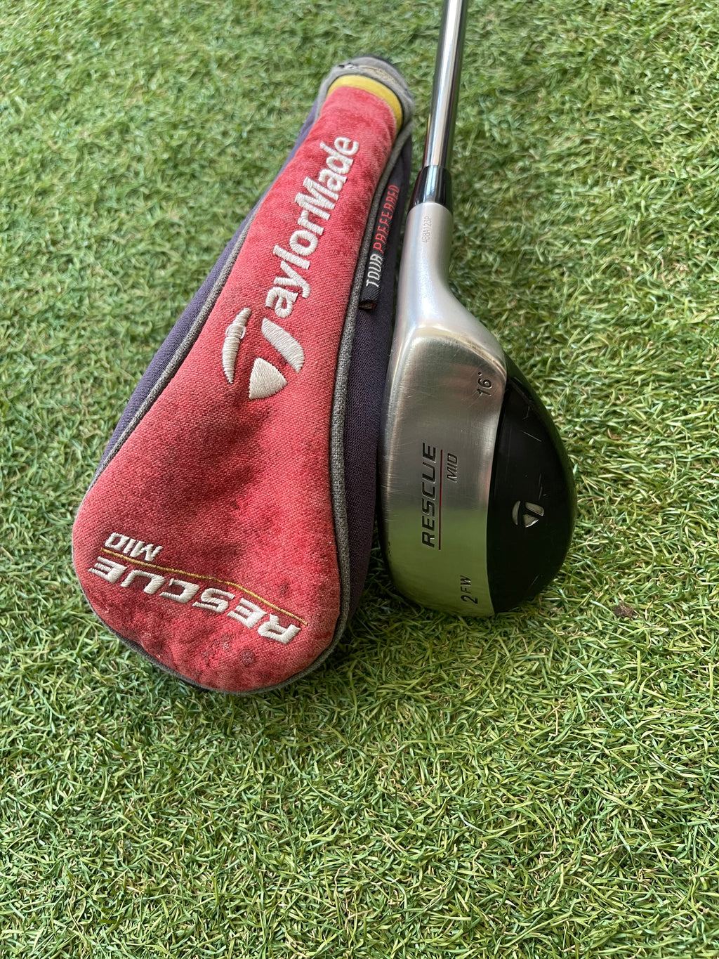 TaylorMade Rescue Mid Hybride 2