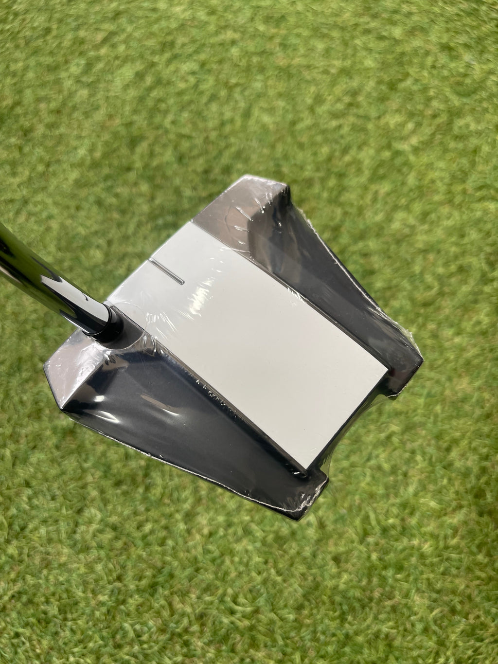 Odyssey White Hot TWELVE putter 34”
