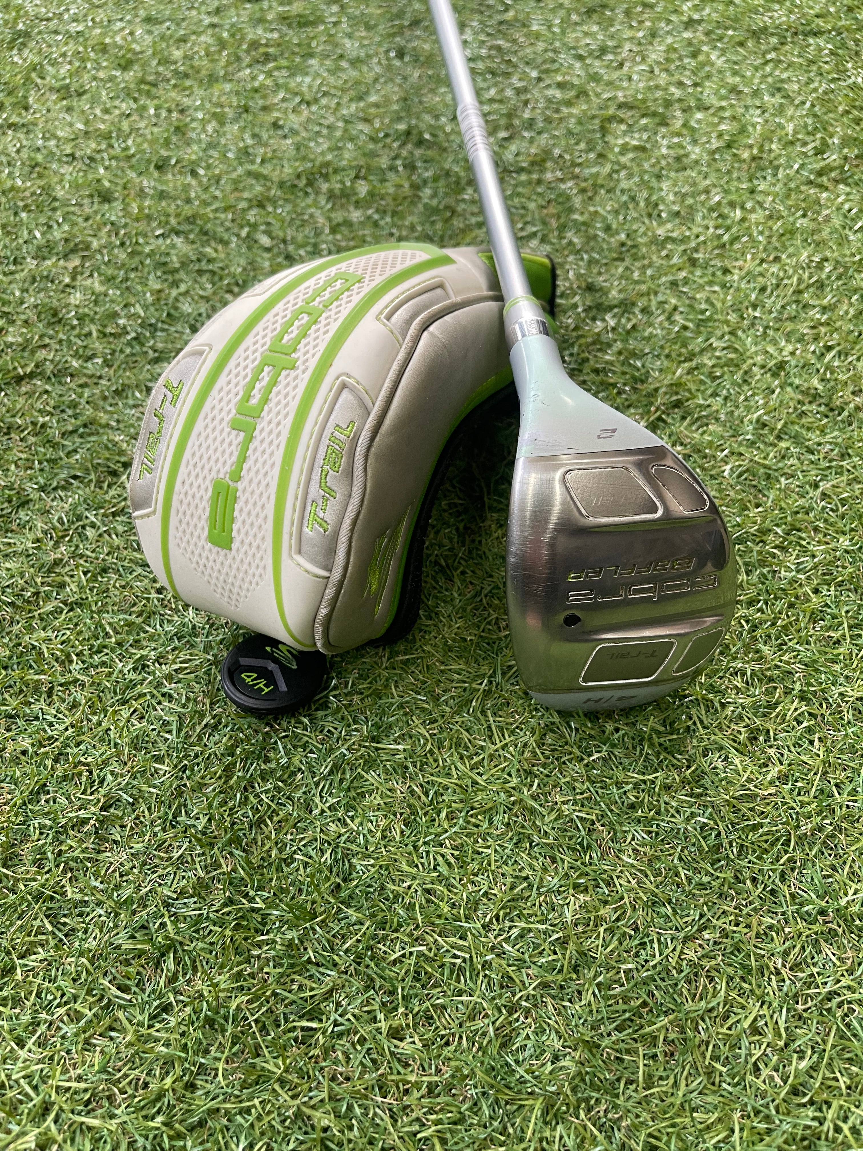 Cobra Baffler T-rail hybride 4