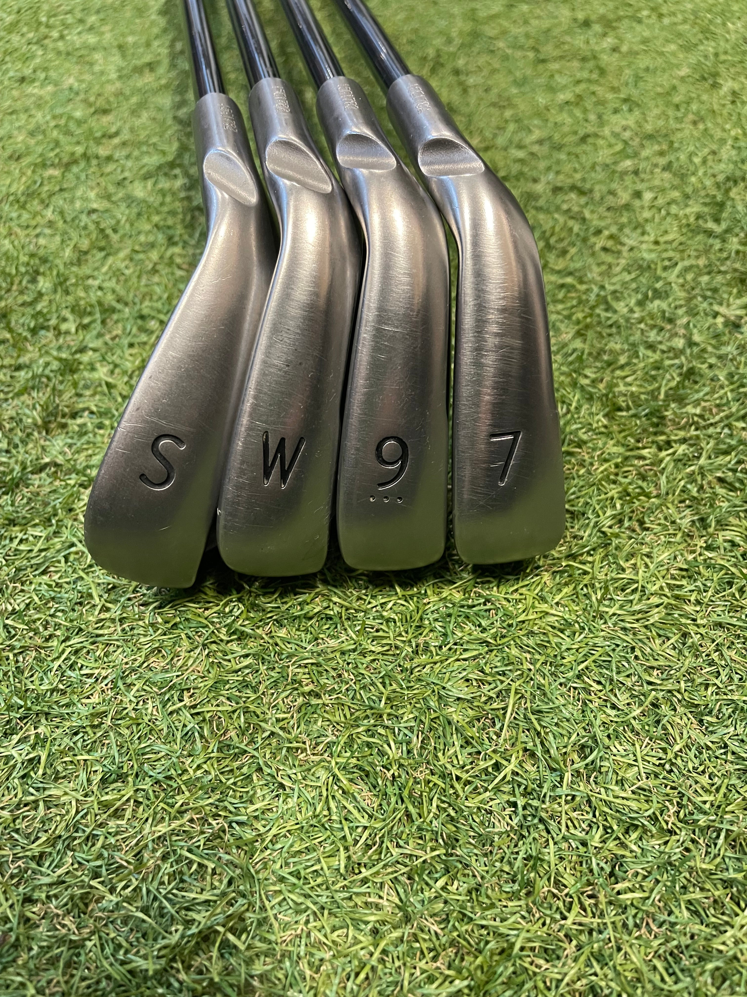 Ping G30 Black Dot Halve ijzerset