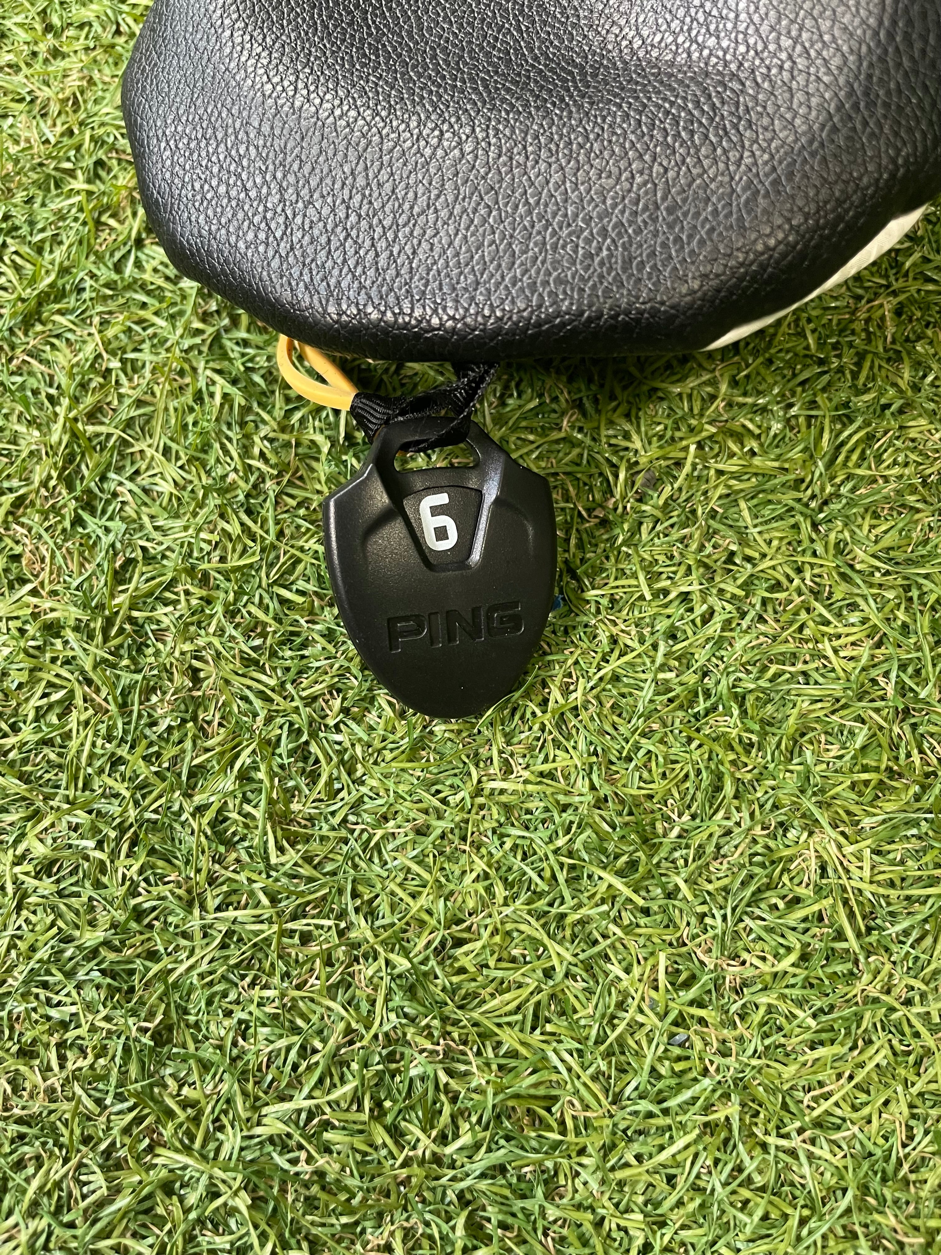 Wood headcover