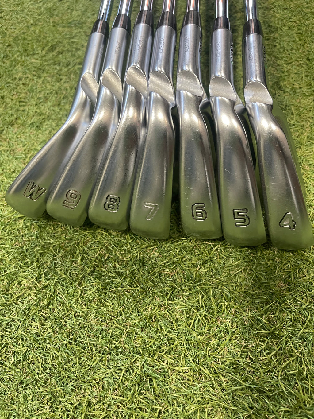 PING I525 Ijzerset 4 T/m Pw + 1,25” (Green Dot)
