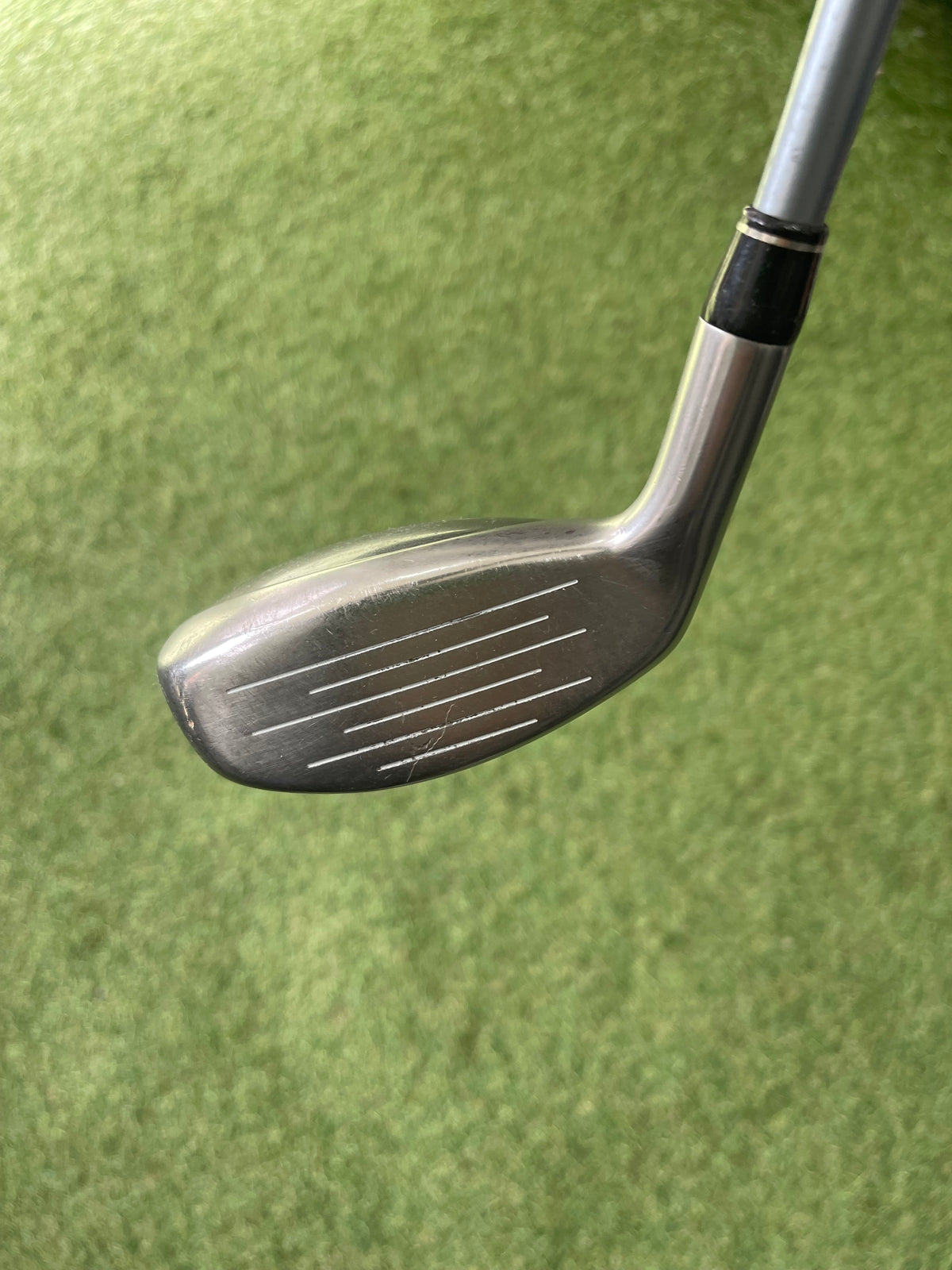 TaylorMade Rescue Mid 19°