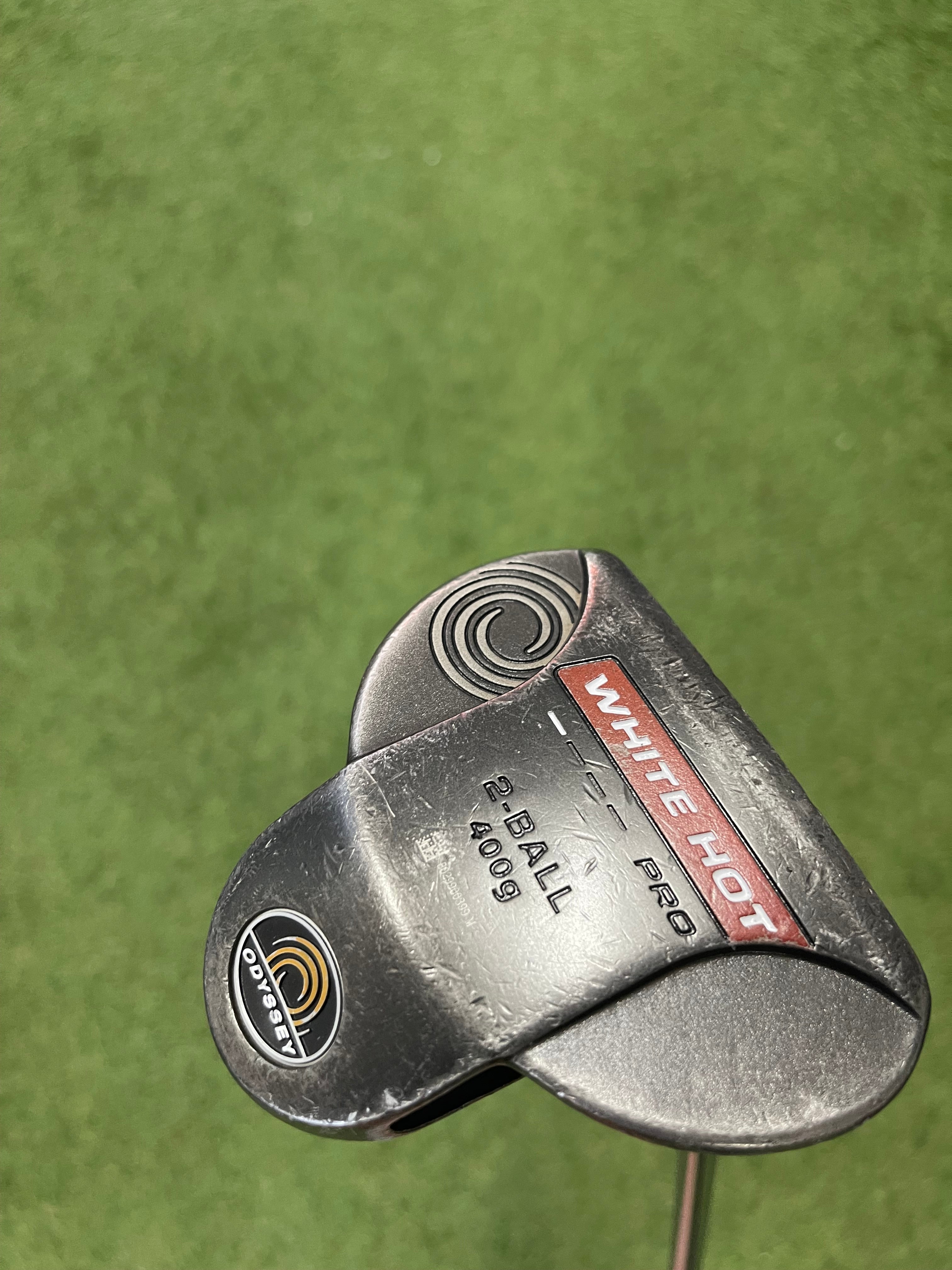 Odyssey White Hot Pro 2-BALL 400G Putter 34”