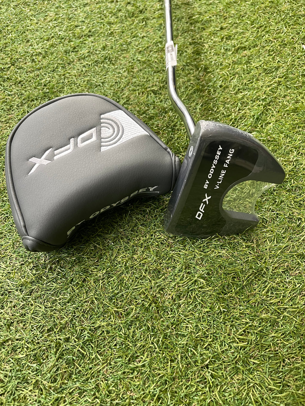 Odyssey Dfx V-line Fang Putter 32” (Nieuw)