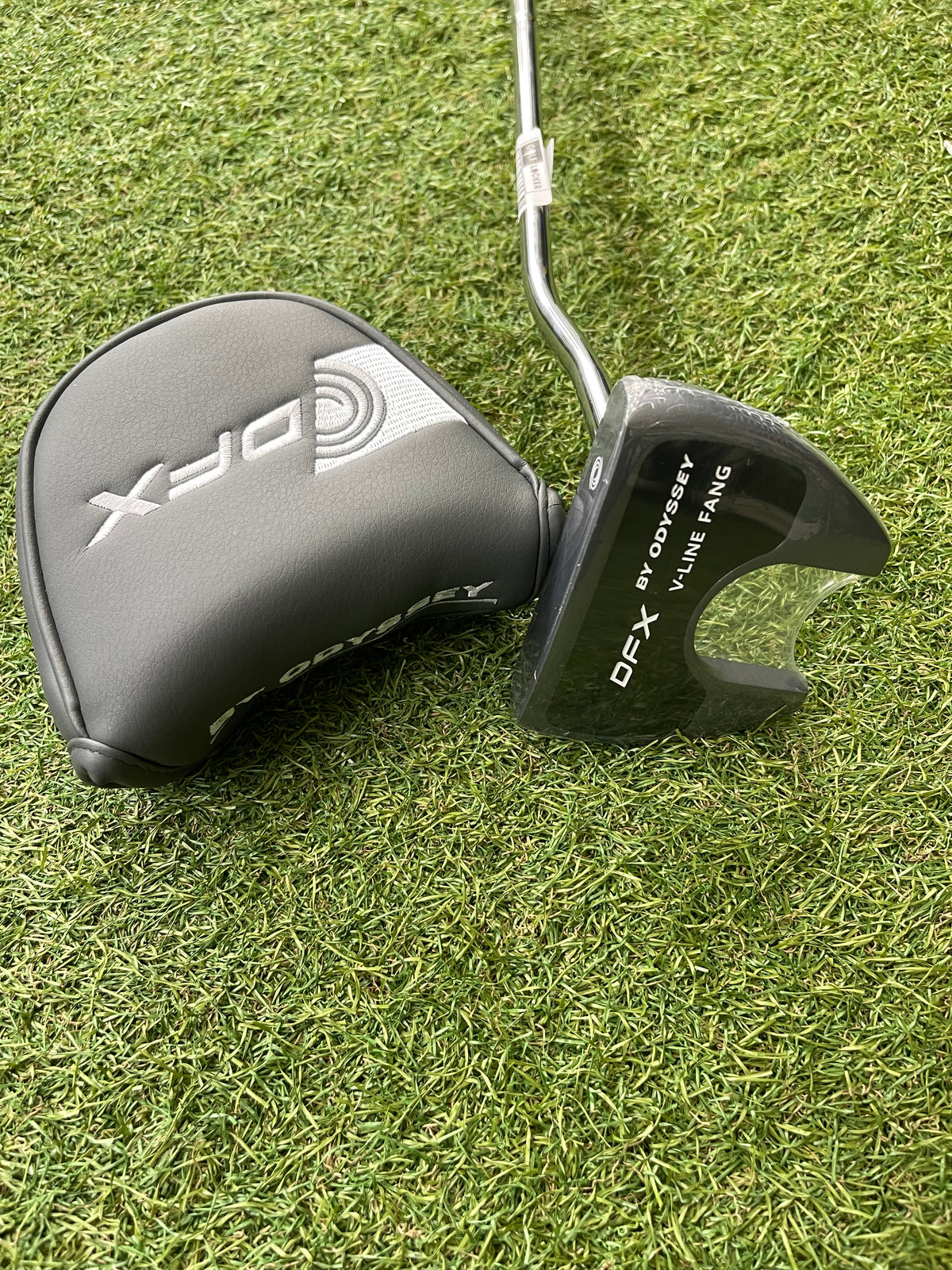 Odyssey Dfx V-line Fang Putter 32” (Nieuw)