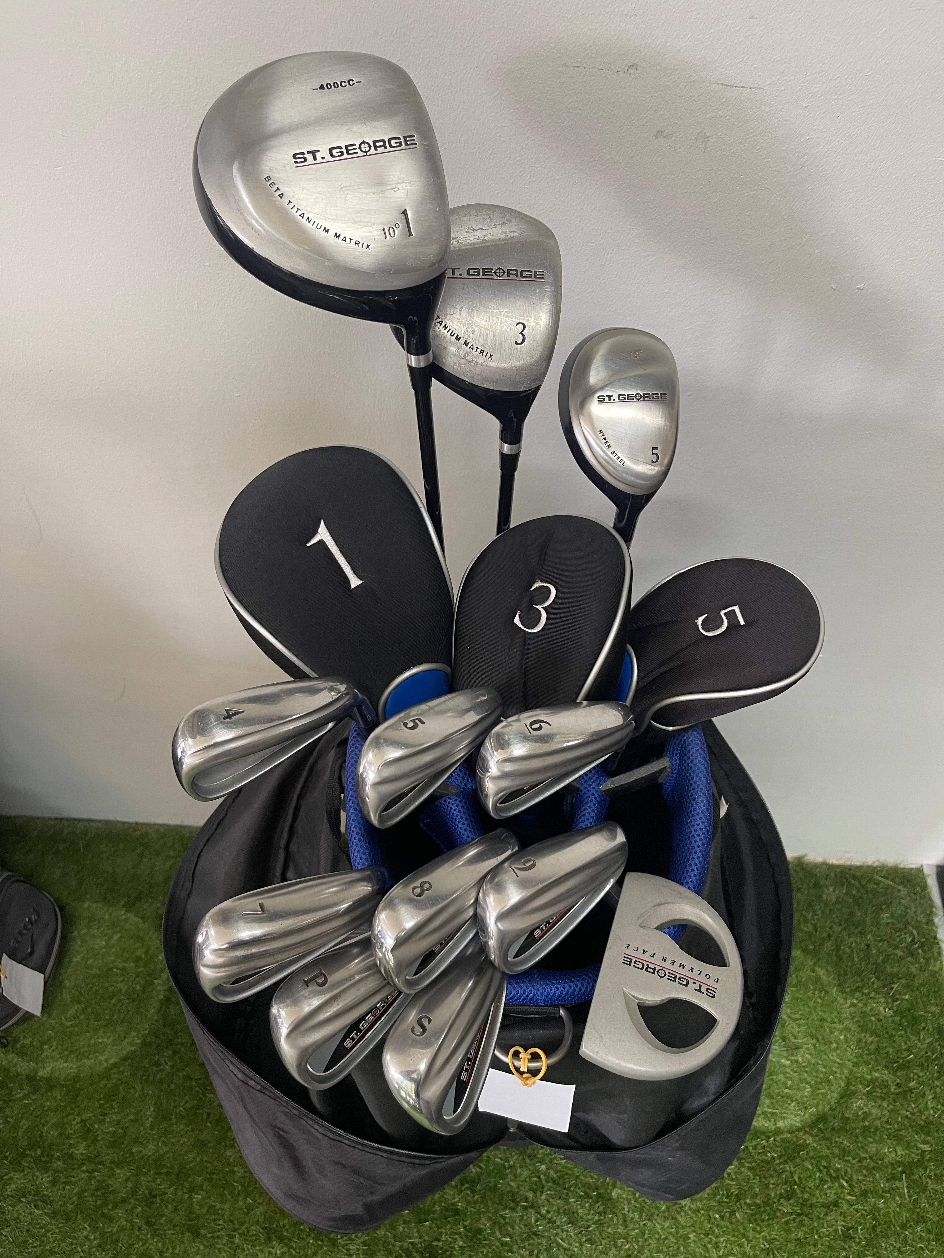 St. George complete heren golfset