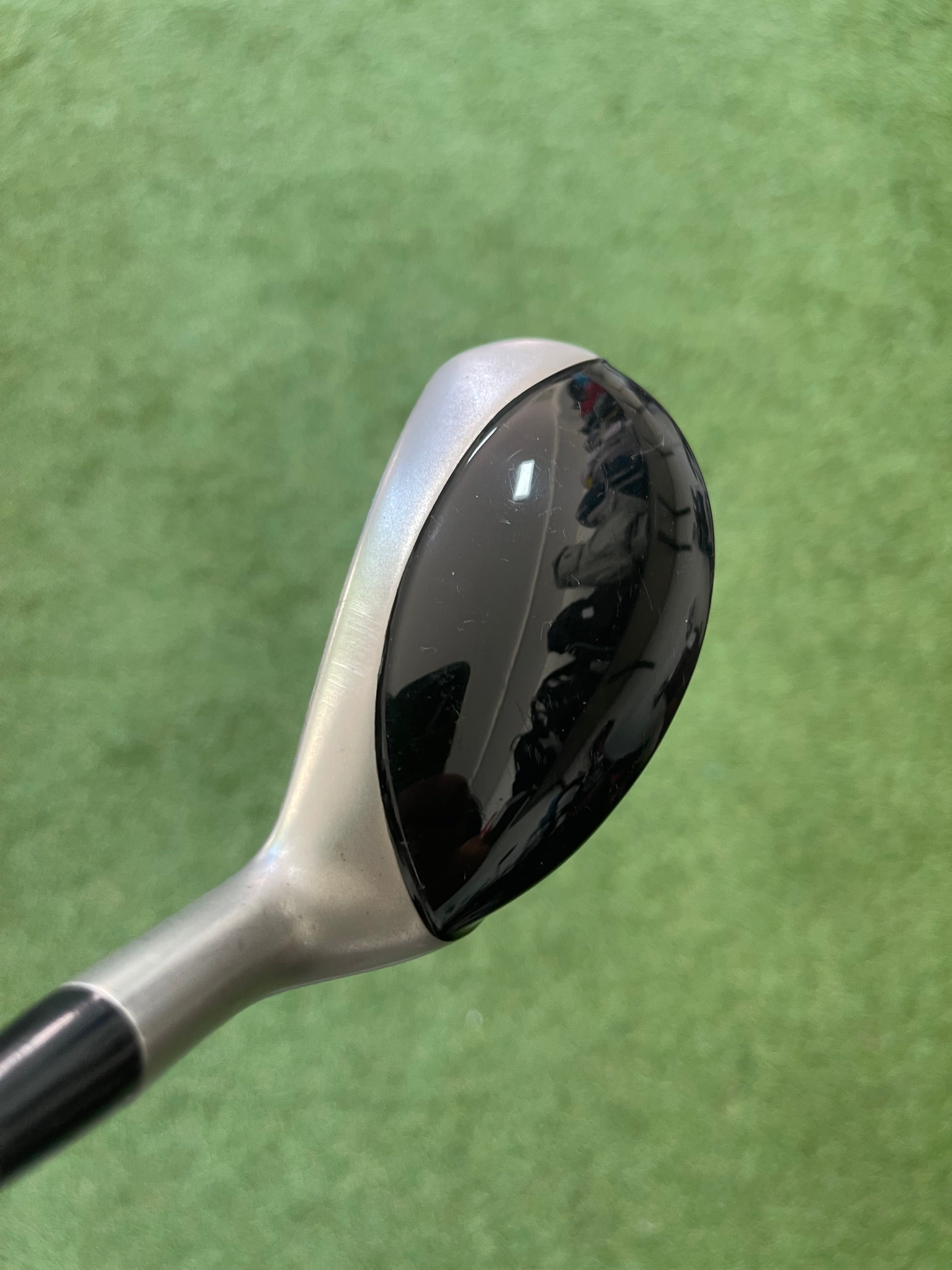 TaylorMade Rescue Mid Hybride 2
