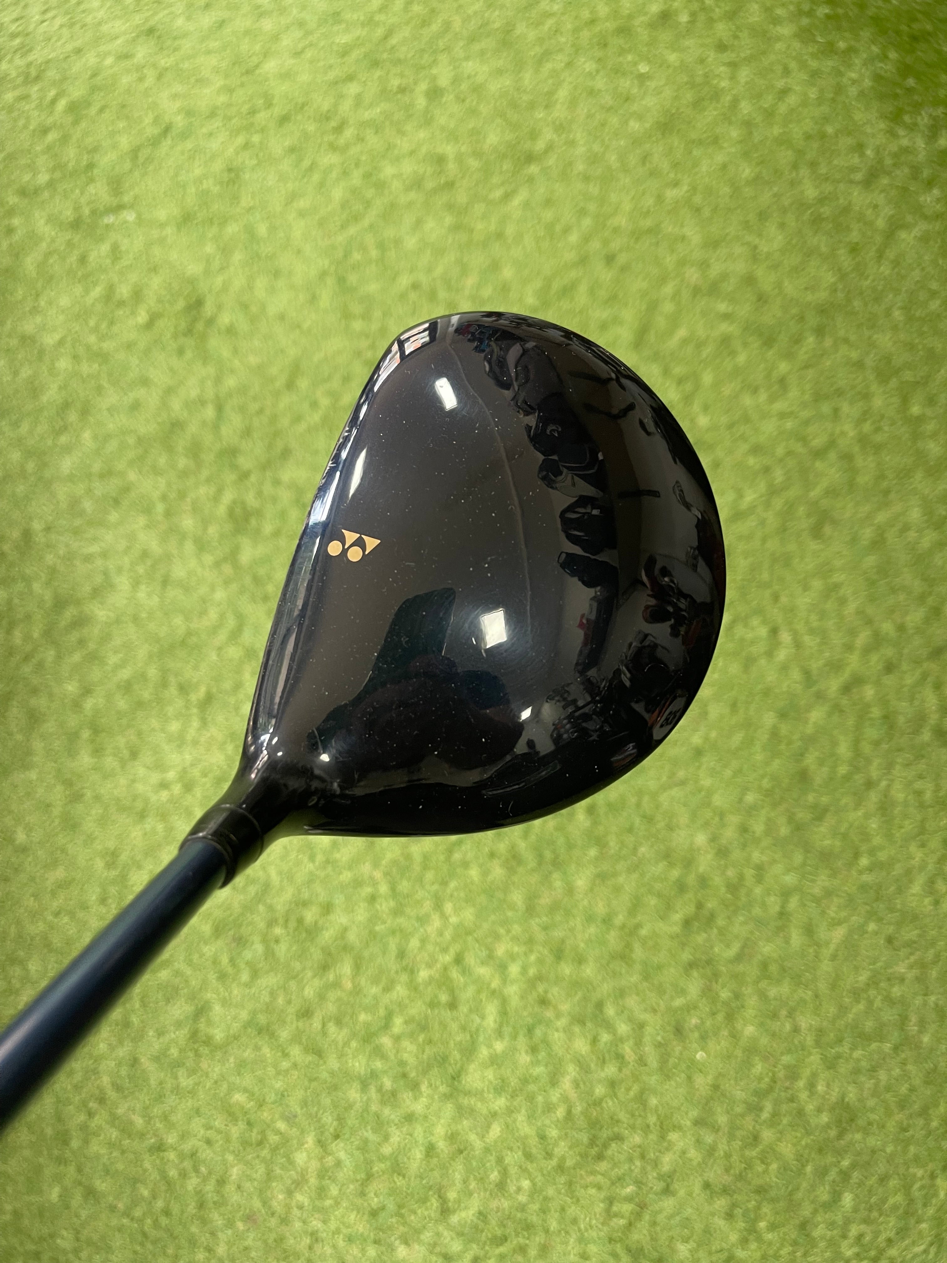 Yonex V-mass 350+ Driver