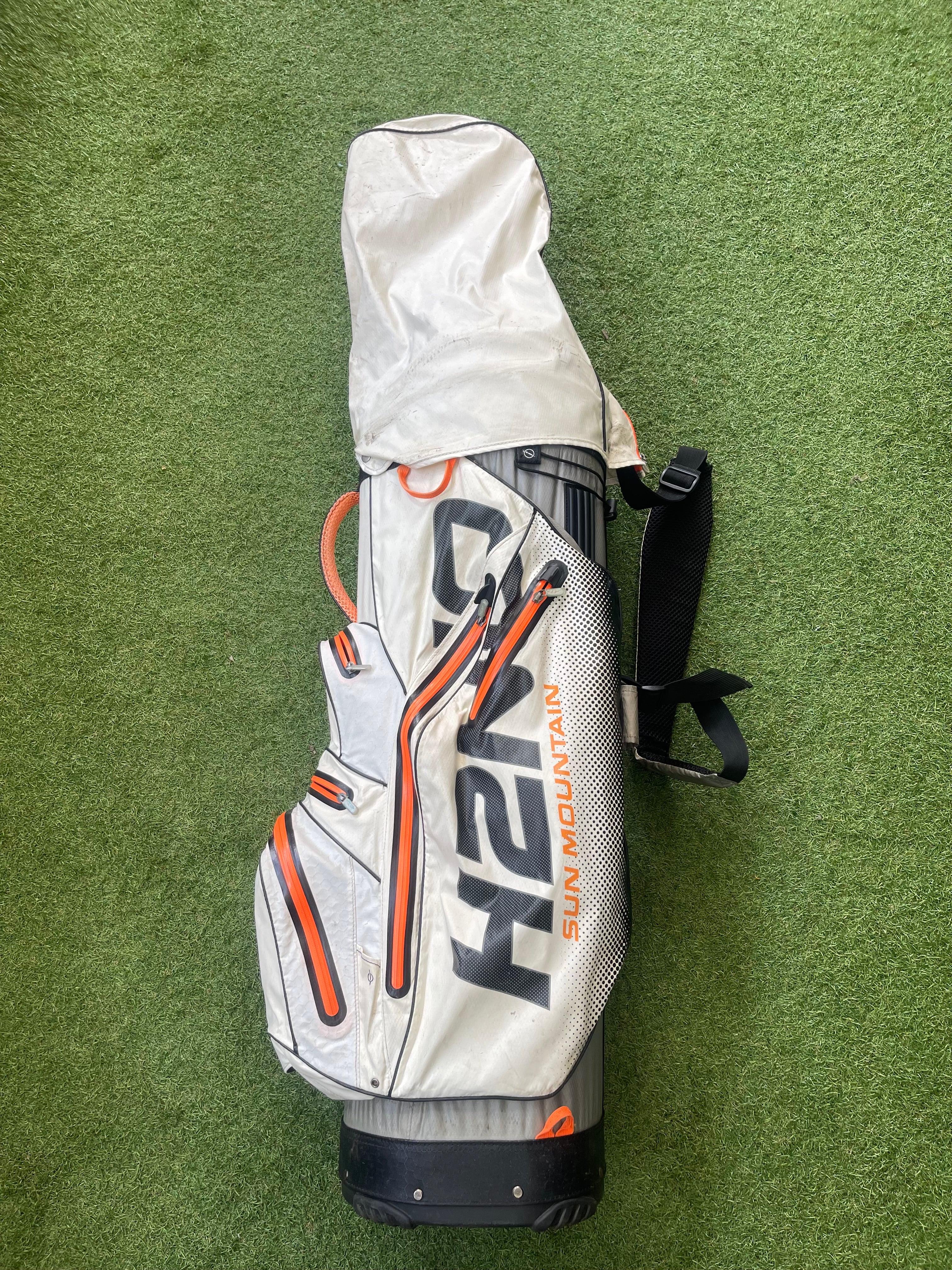 Sun Mountain H2NO cartbag