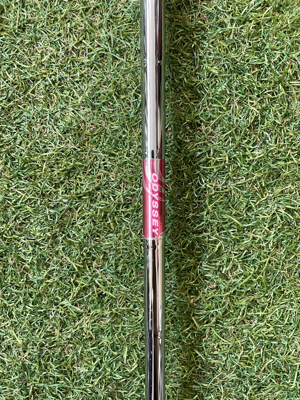 Odyssey White Hot Rx V-line Fang Putter 33”