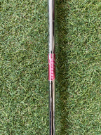 Odyssey White Hot Rx V-line Fang Putter 33”