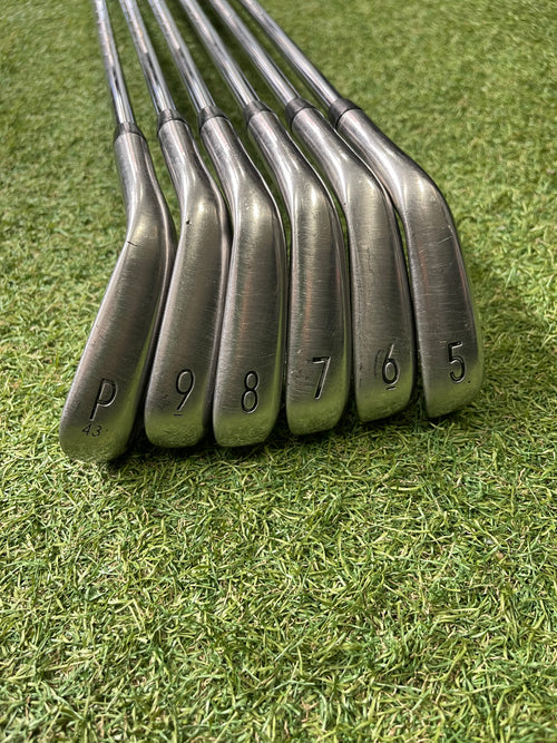 Titleist T300 Ijzerset 5 T/m Pw +0,5”
