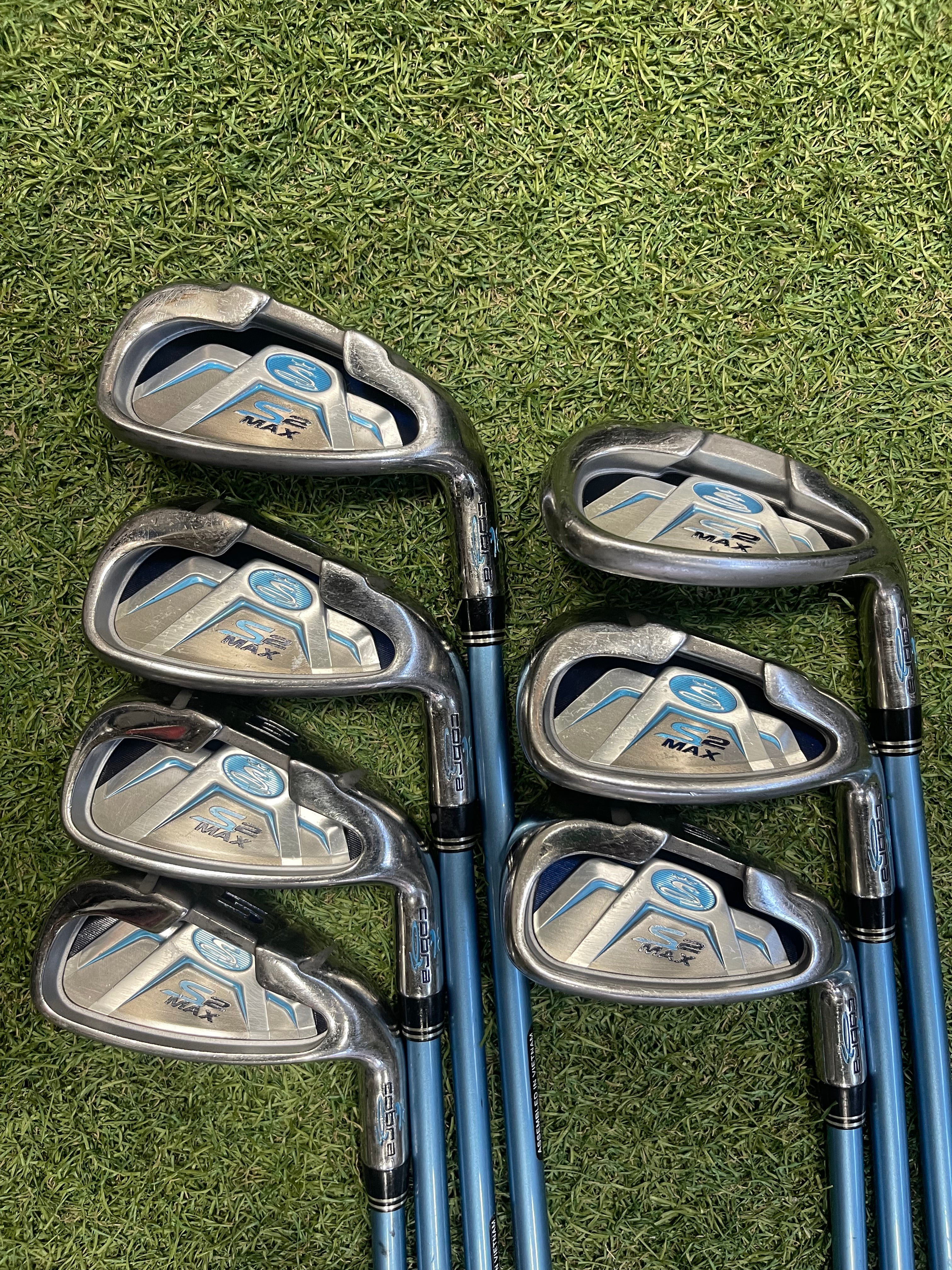 Cobra S2 Max Ijzerset 5-9,PW,SW