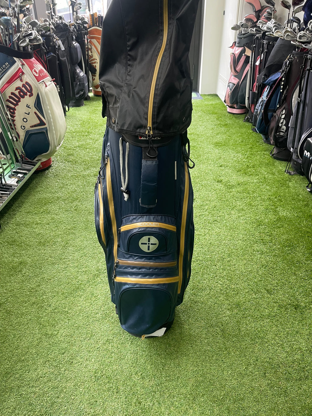 Big Max Active Dry lite cartbag