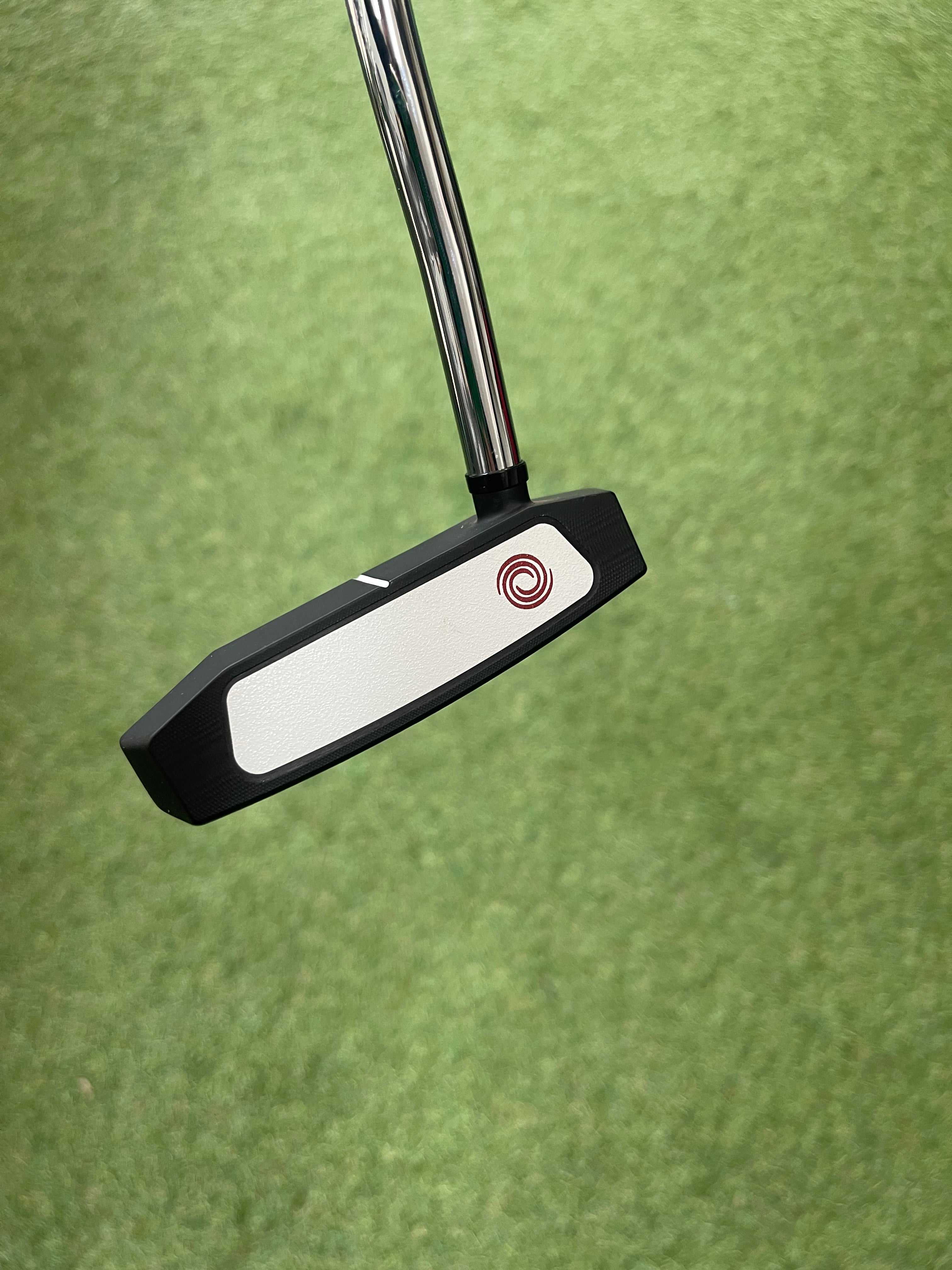 Odyssey White Hot VERSA SEVEN putter 35”