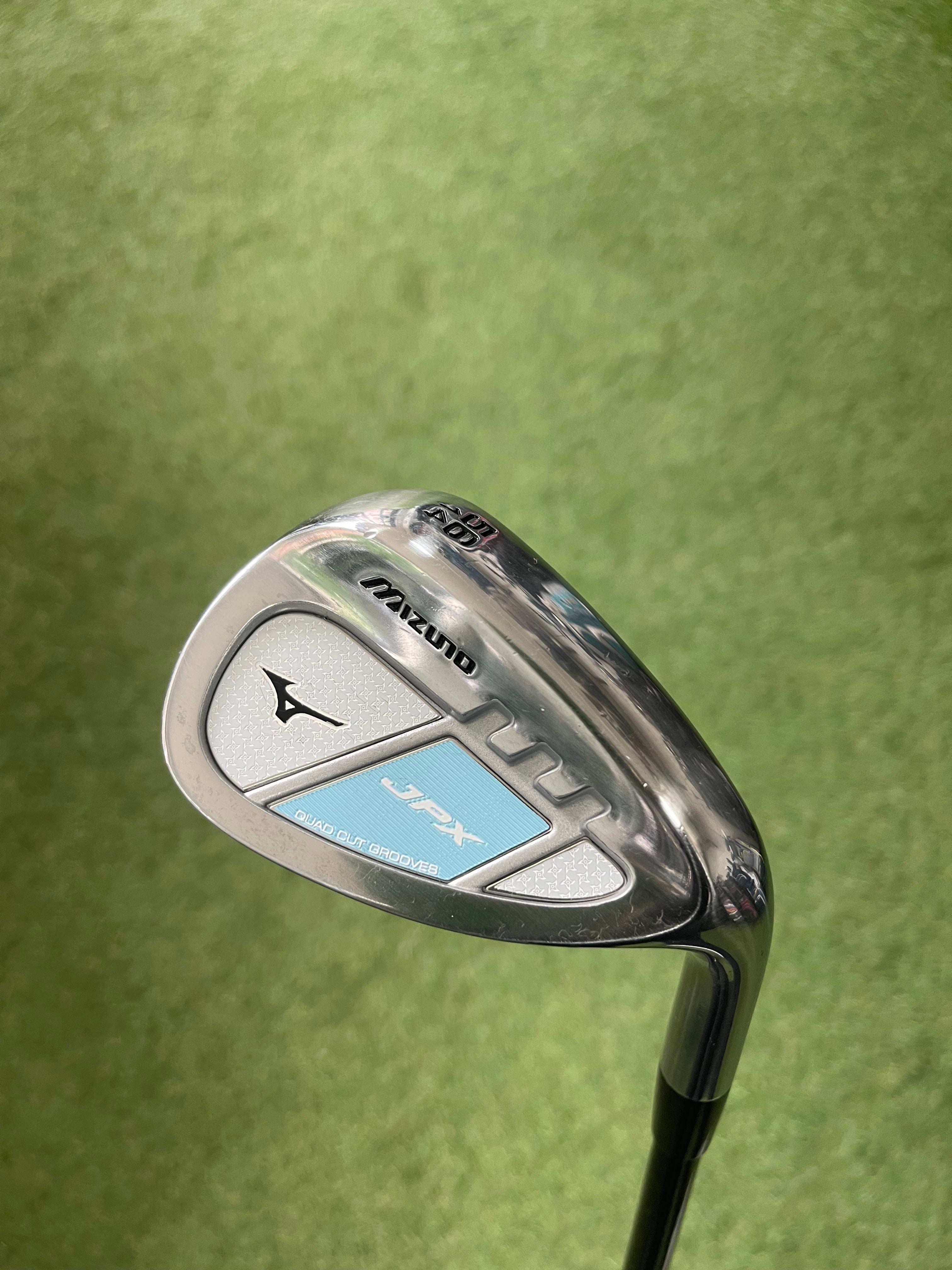 Mizuno JPX Quad grooves 56° sandwedge