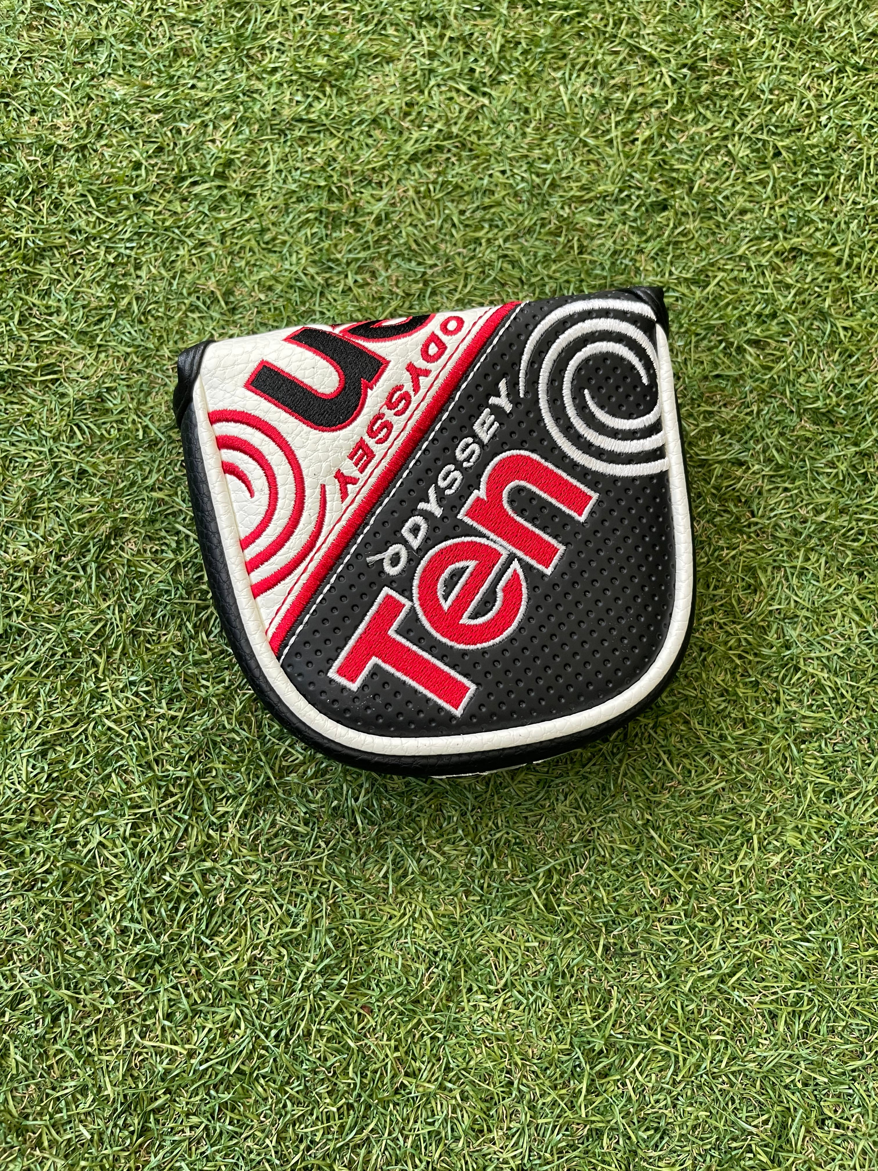 Odyssey Ten putter headcover