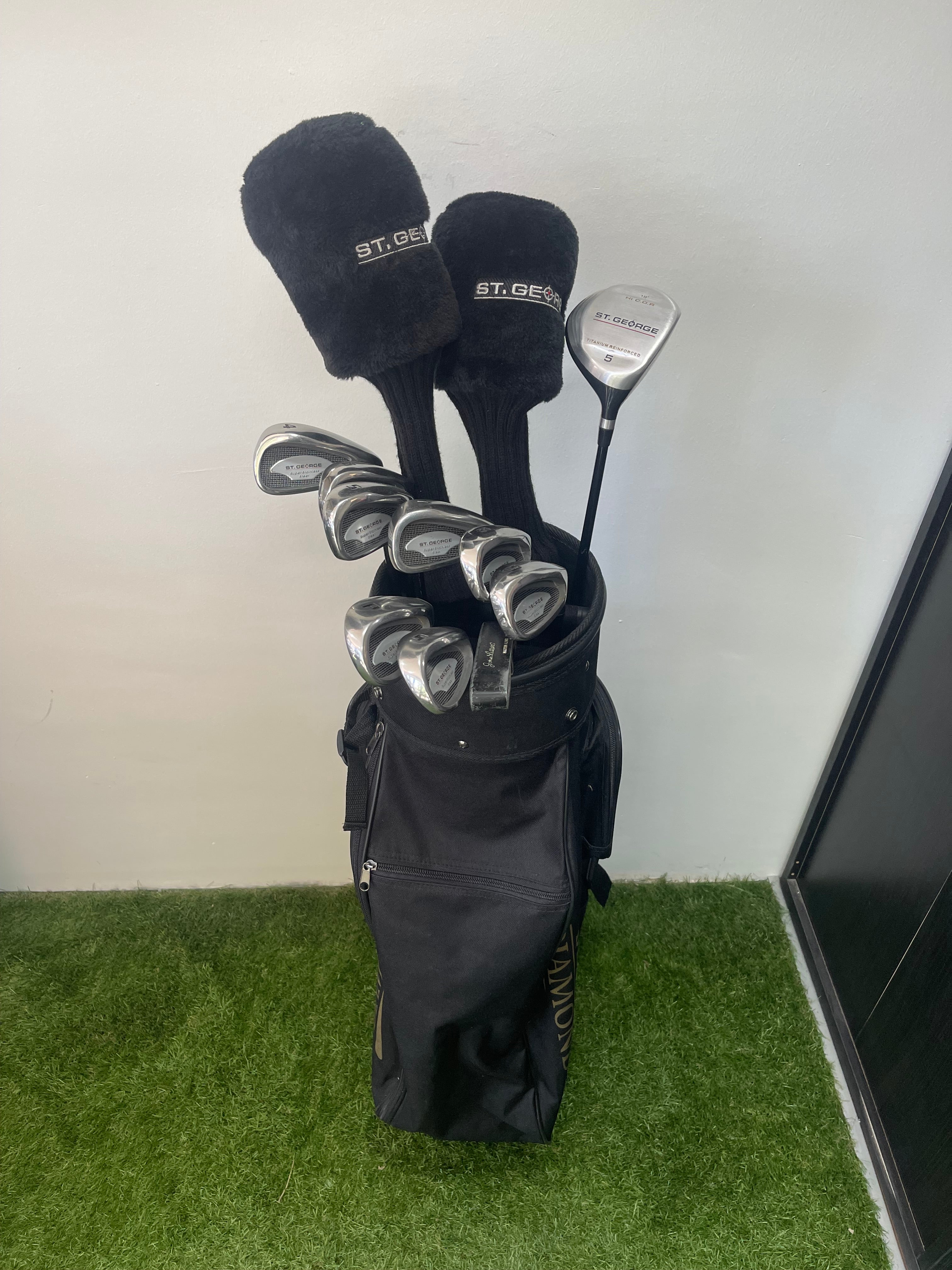 St. George complete heren golfset