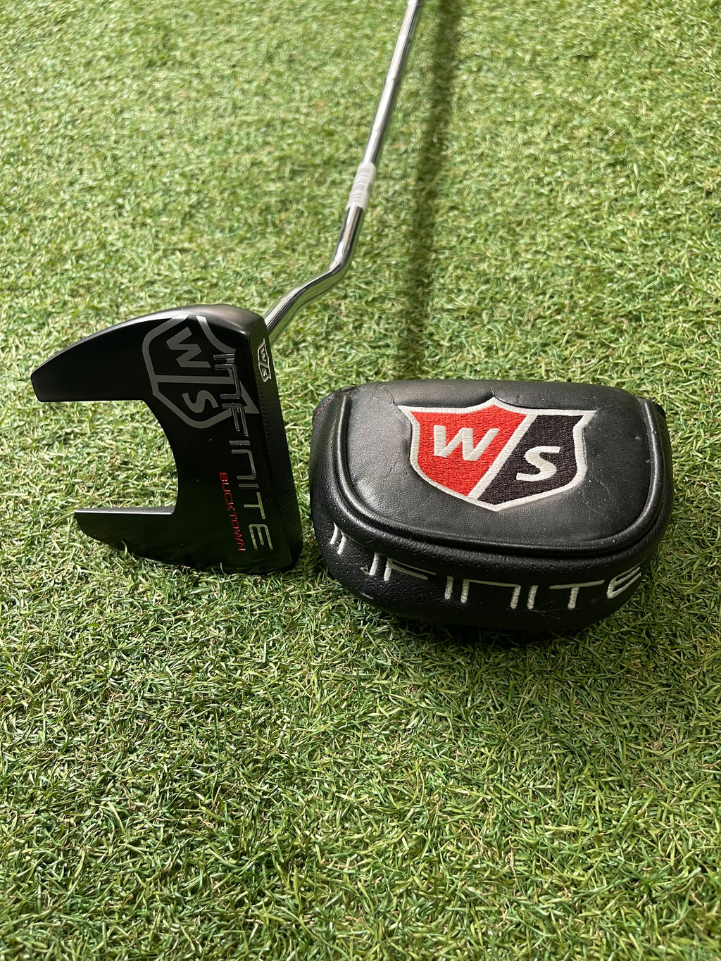 Wilson Infinite Bucktown putter 34” linkshandig
