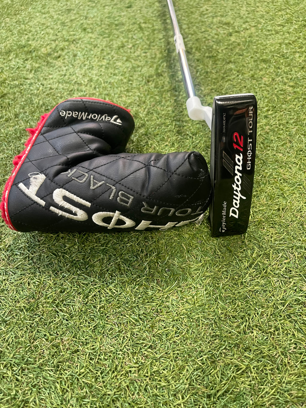 TaylorMade Daytona 12 Ghost Putter 34”