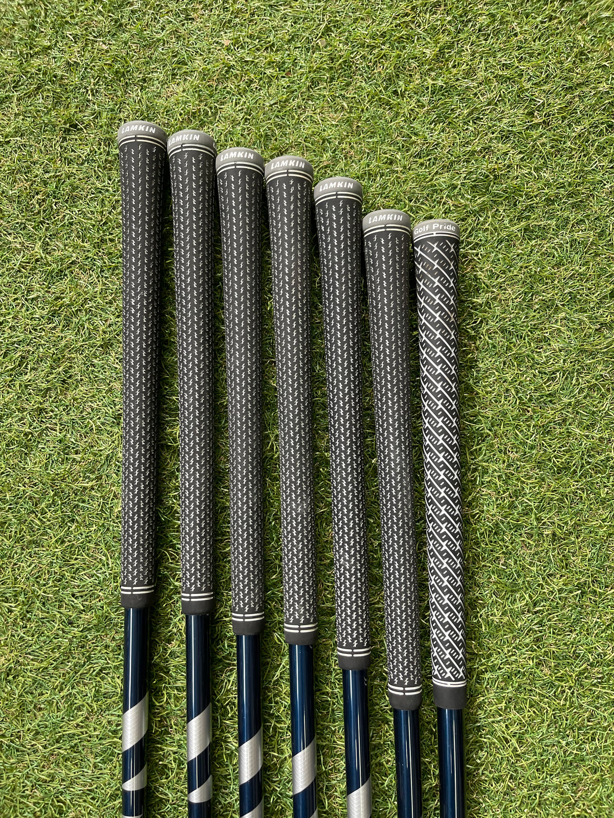 TaylorMade Sim Max Ijzerset + 5 Wood