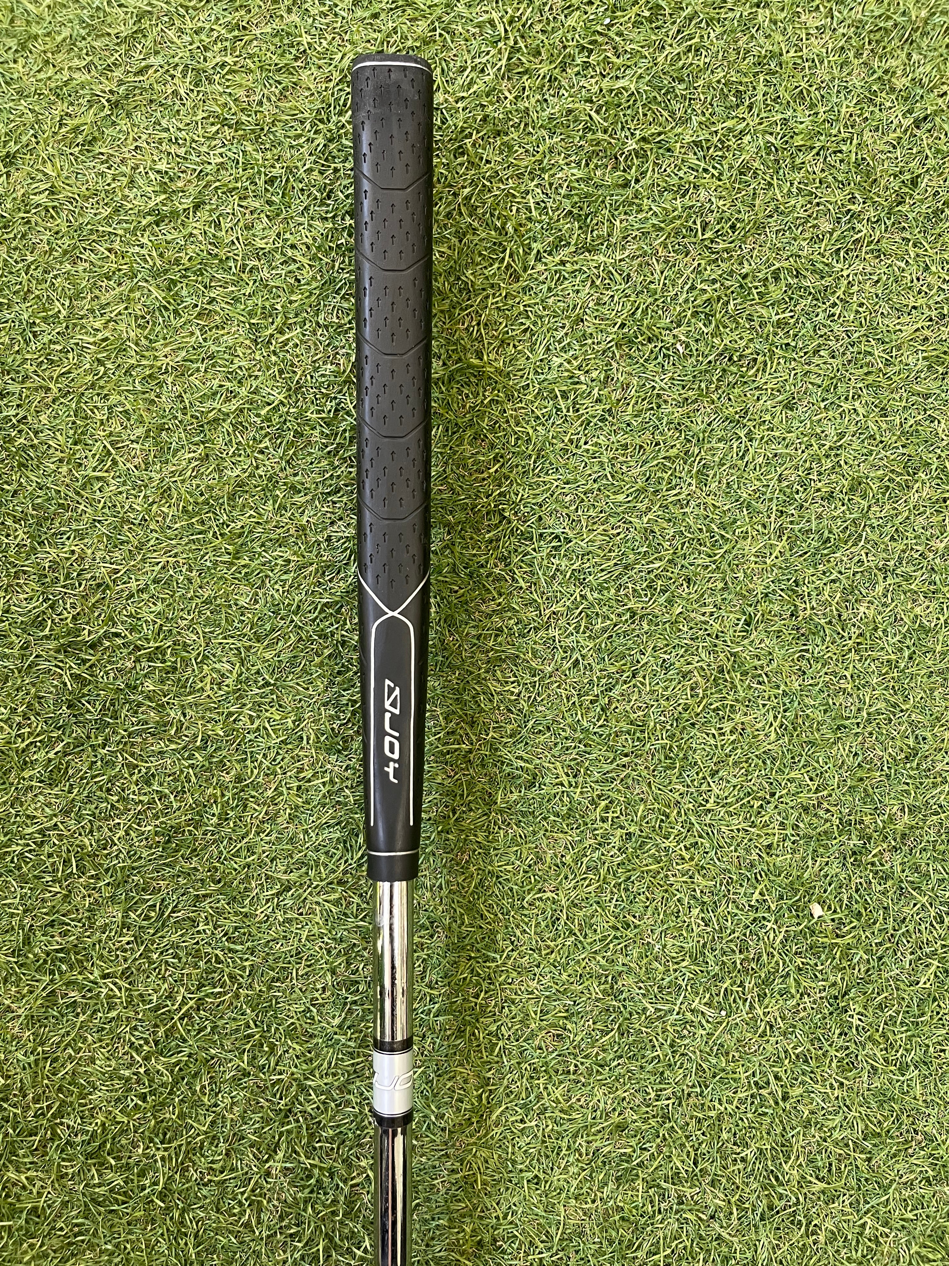 NJOY putter 34”