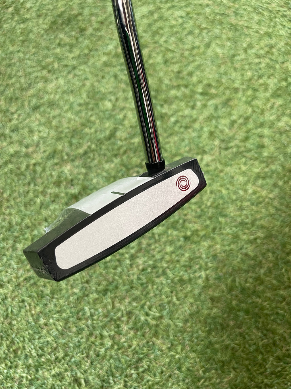 Odyssey White Hot TWELVE putter 34”