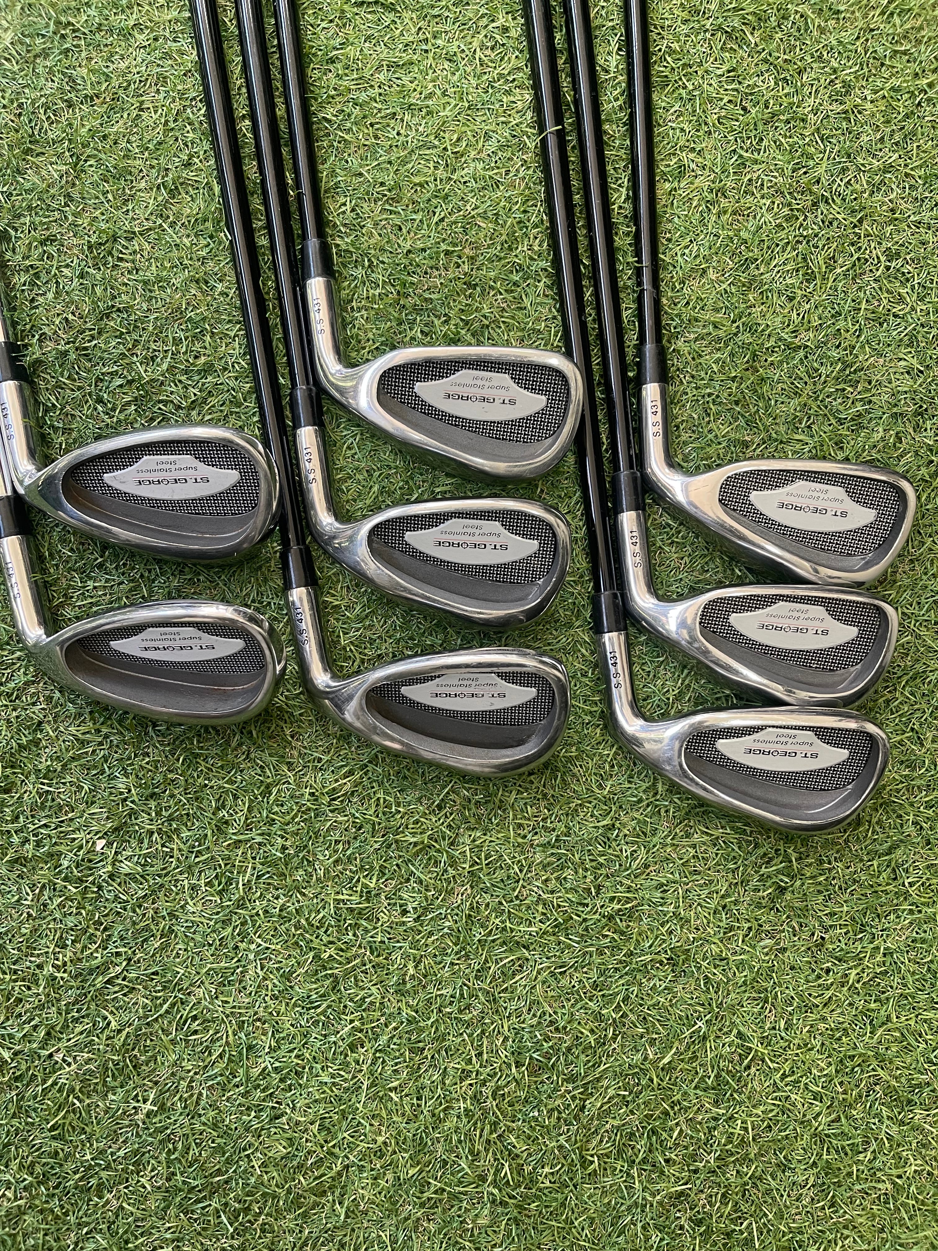 St. George complete heren golfset