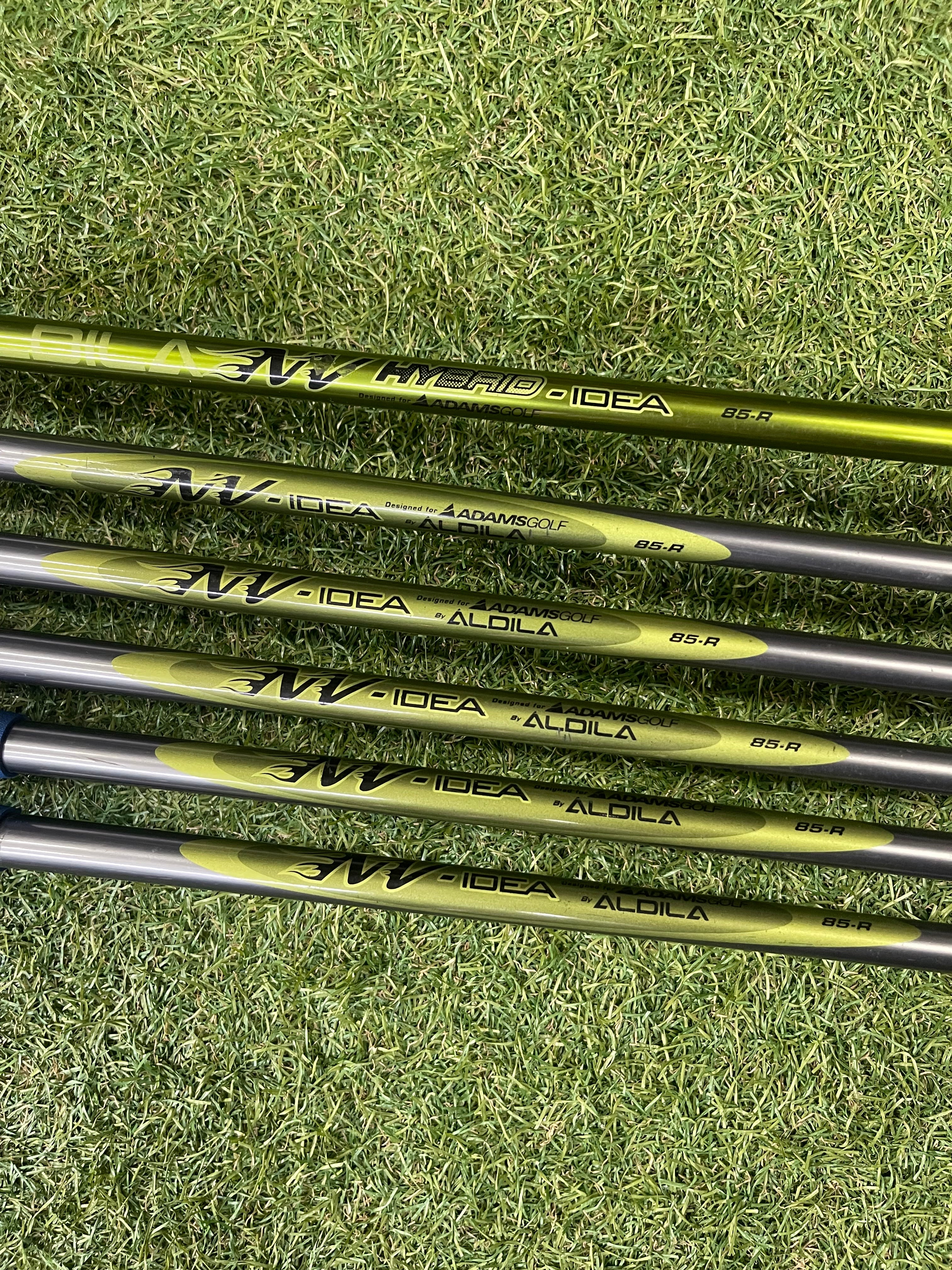 Adams golf ijzerset + hybride