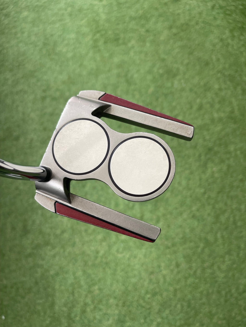 Odyssey 2-ball f7 putter 34”