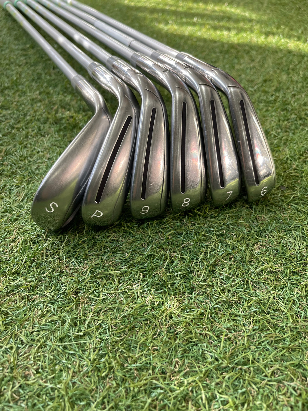 TaylorMade Kalea Ijzerset 6-9, Pw, Sw