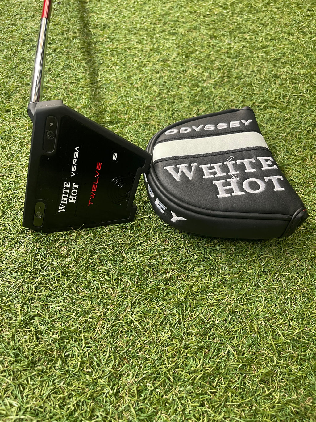 Odyssey White Hot TWELVE s putter 35”