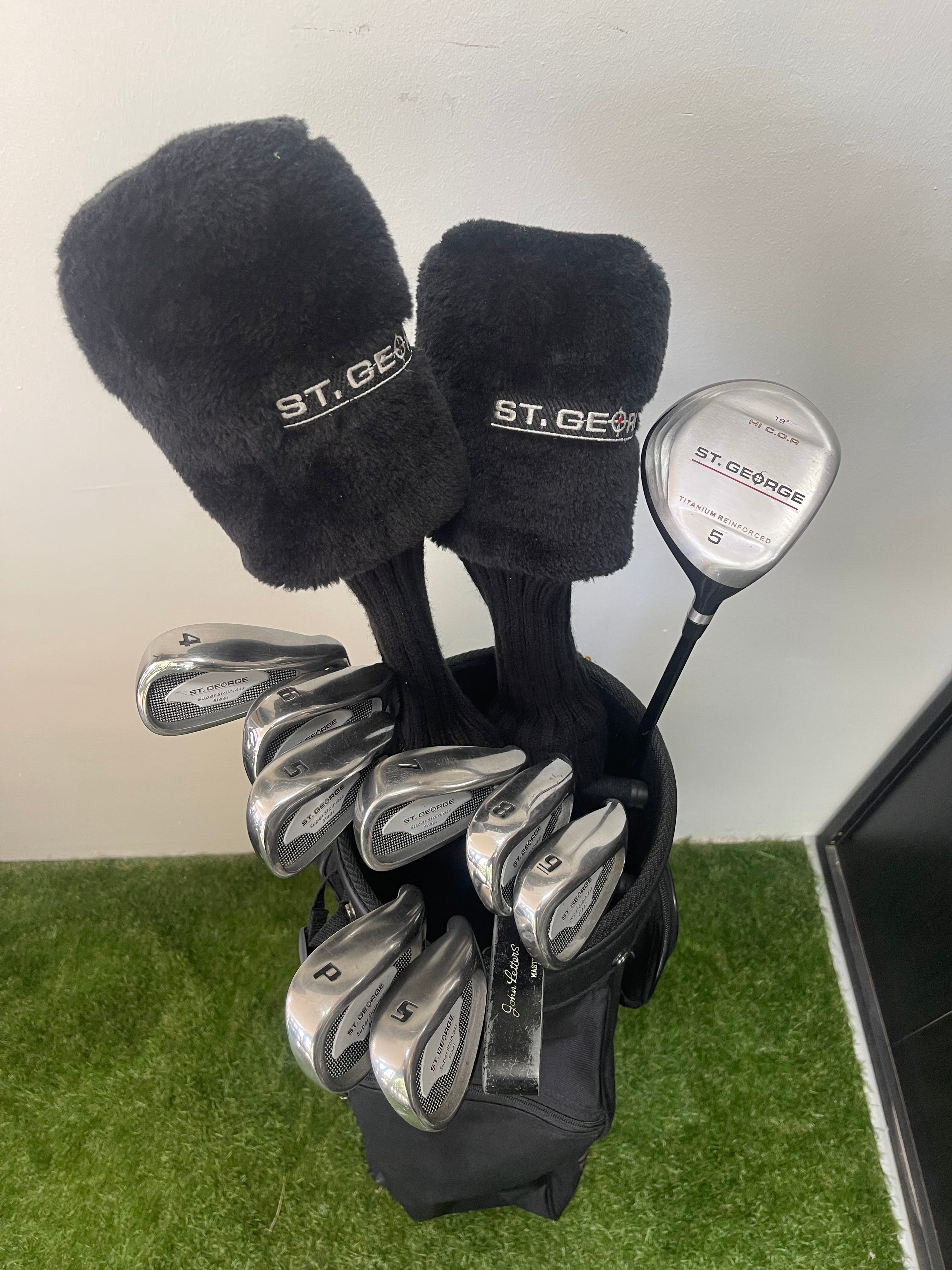 St. George complete heren golfset