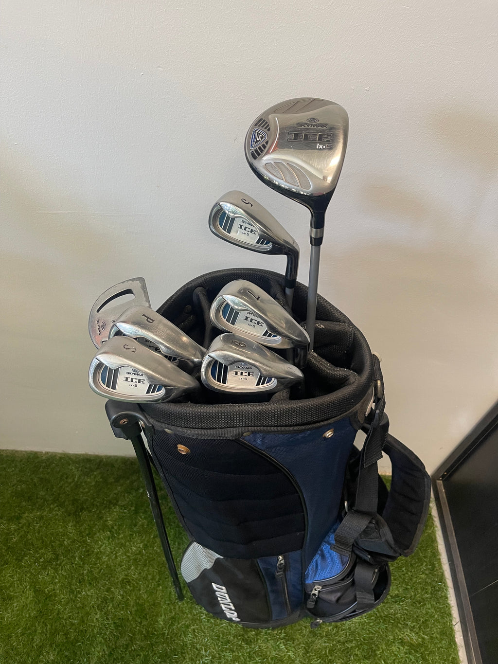 Skymax Ice IX-5 Halve Golfset