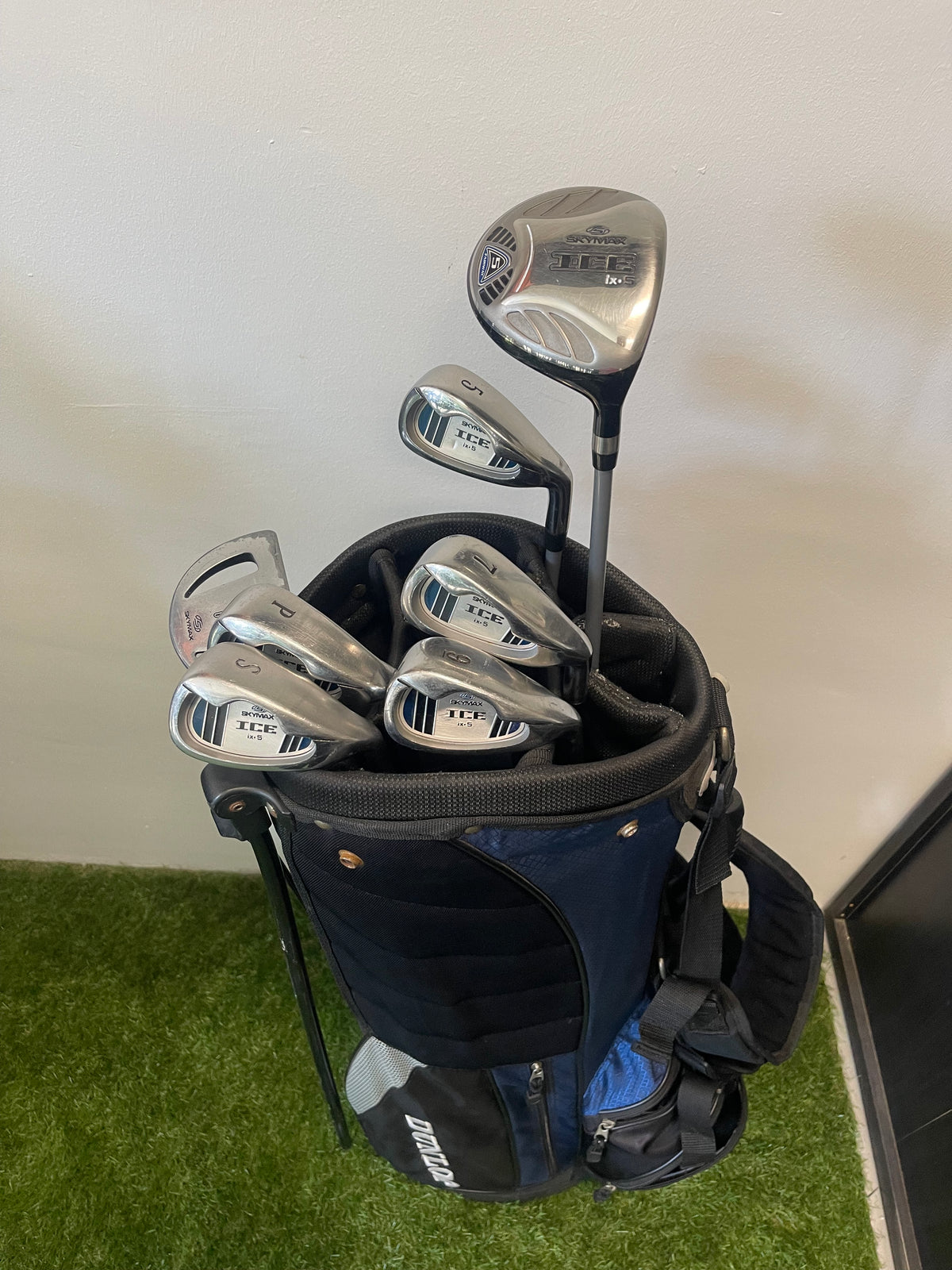 Skymax Ice IX-5 Halve Golfset