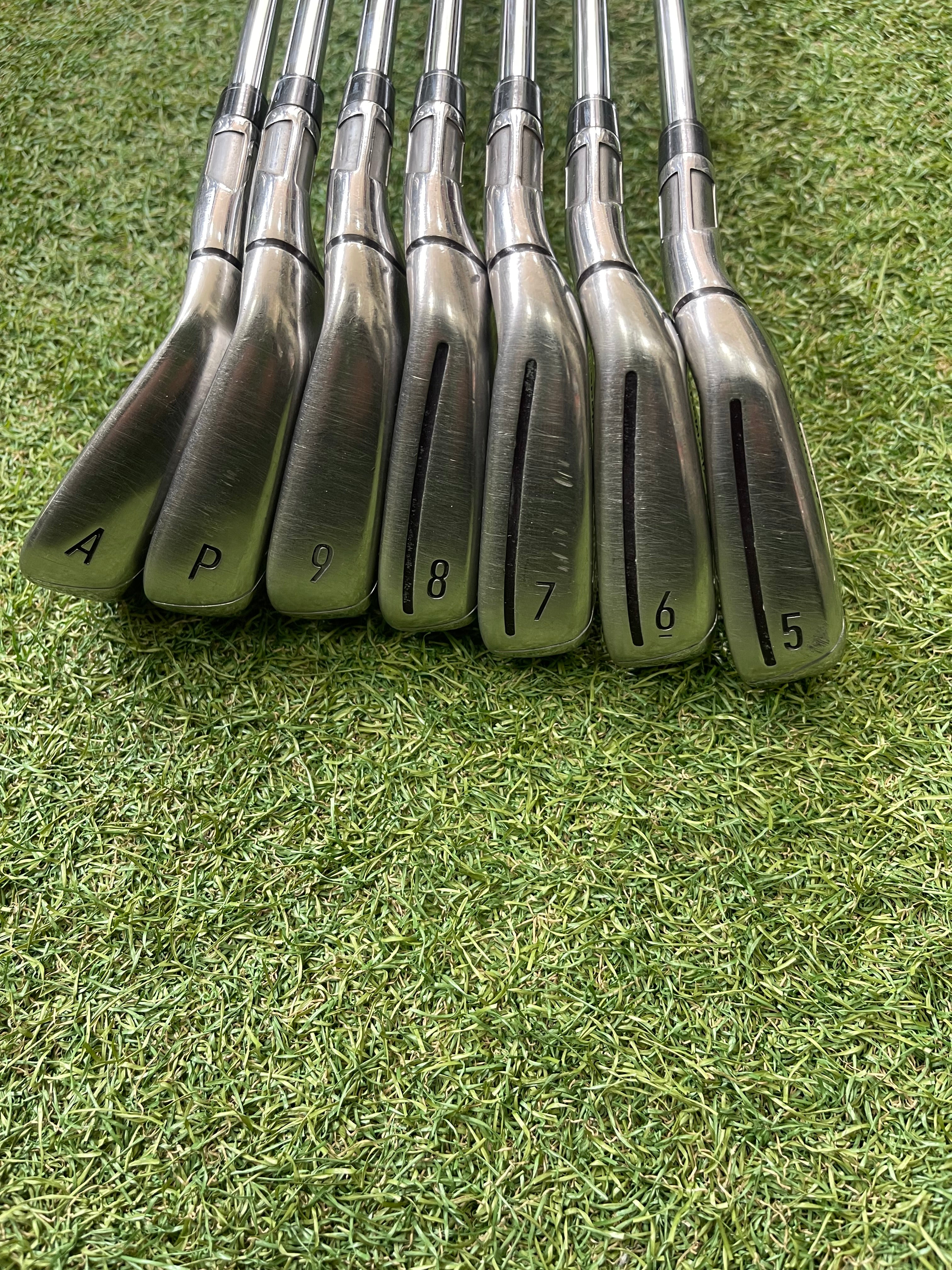 TaylorMade SIM Max ijzerset 5 t/m pw + gw